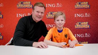 Jonge Leeuwen bevragen bondscoach: 'Waarom las u het briefje niet?'